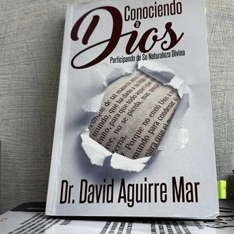 Libro Conociendo a Dios.